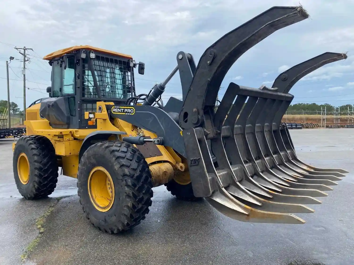 Excavator Rental Cost Per Day in Florida 2026 (What to Expect)